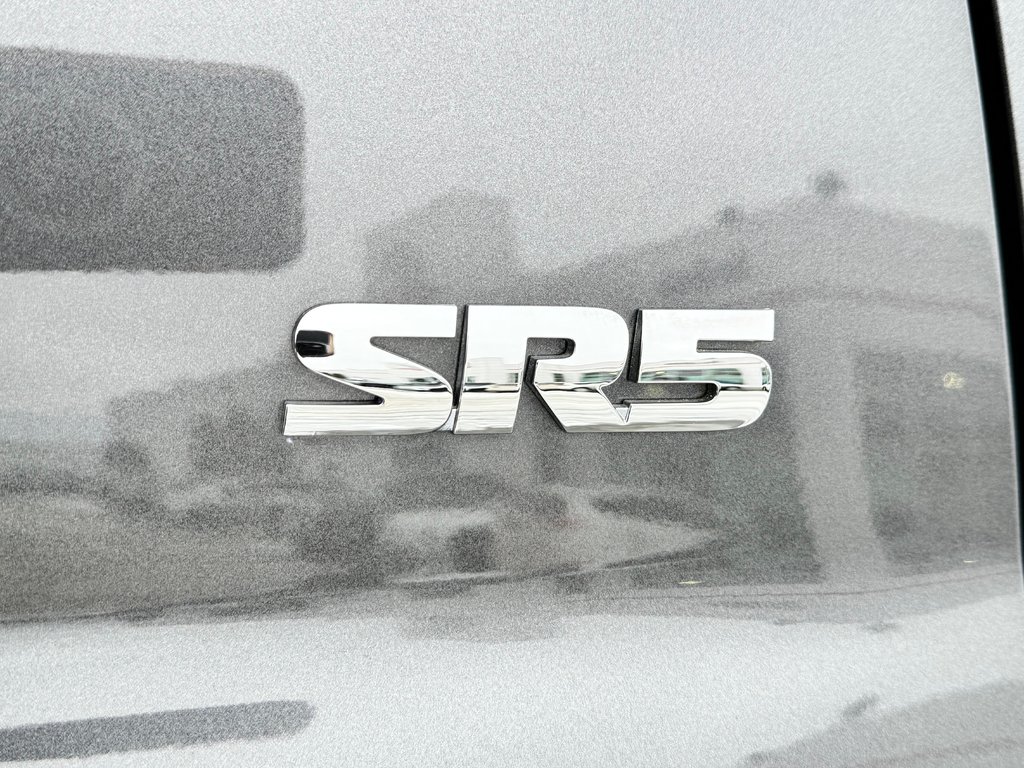 2021 Toyota Tundra DOUBLE CAB / SR5 / MARCHE PIED LINE X / TOILE BOIT in Thetford Mines, Quebec - 22 - w1024h768px