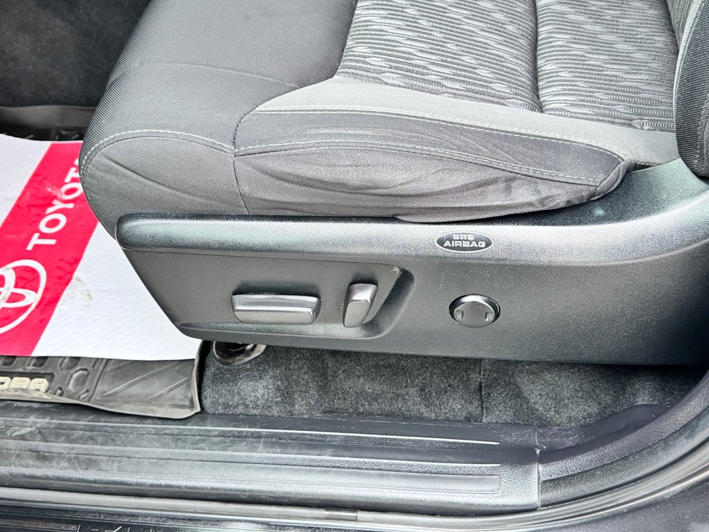 2021 Toyota Tundra DOUBLE CAB / SR5 / MARCHE PIED LINE X / TOILE BOIT in Thetford Mines, Quebec - 34 - w1024h768px