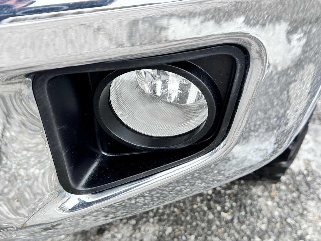 2021 Toyota Tundra DOUBLE CAB / SR5 / MARCHE PIED LINE X / TOILE BOIT in Thetford Mines, Quebec - 11 - w1024h768px