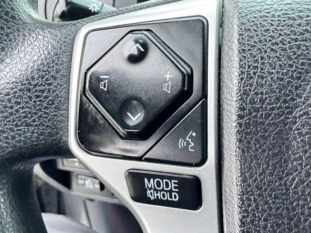 2021 Toyota Tundra DOUBLE CAB / SR5 / MARCHE PIED LINE X / TOILE BOIT in Thetford Mines, Quebec - 39 - w1024h768px