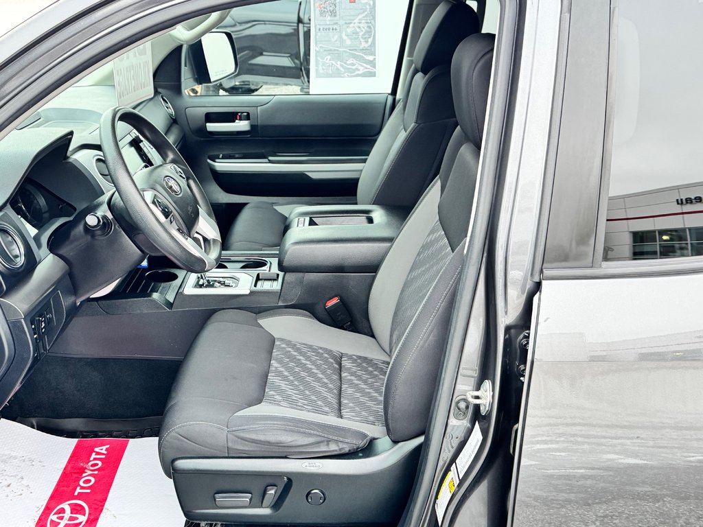 2021 Toyota Tundra DOUBLE CAB / SR5 / MARCHE PIED LINE X / TOILE BOIT in Thetford Mines, Quebec - 31 - w1024h768px