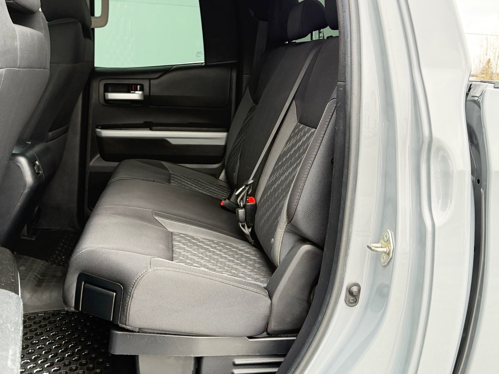 2021 Toyota Tundra D-CAB / 5.7 / TRD OFF ROAD / A QUI LA CHANCE ?? / in Thetford Mines, Quebec - 68 - w1024h768px