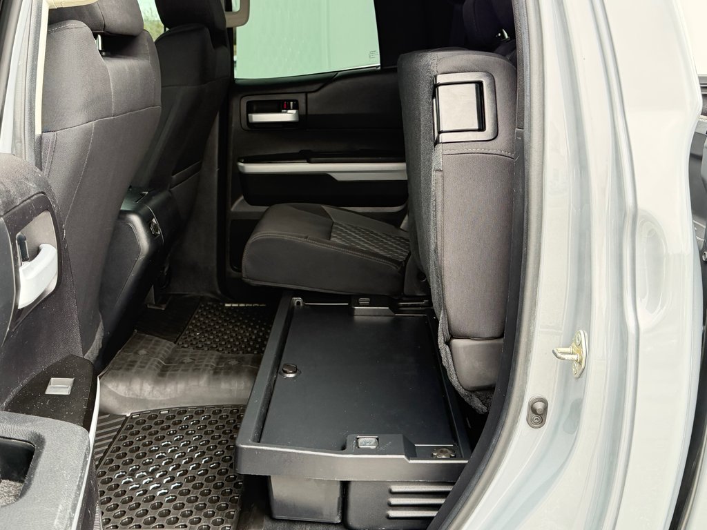 2021 Toyota Tundra D-CAB / 5.7 / TRD OFF ROAD / A QUI LA CHANCE ?? / in Thetford Mines, Quebec - 69 - w1024h768px