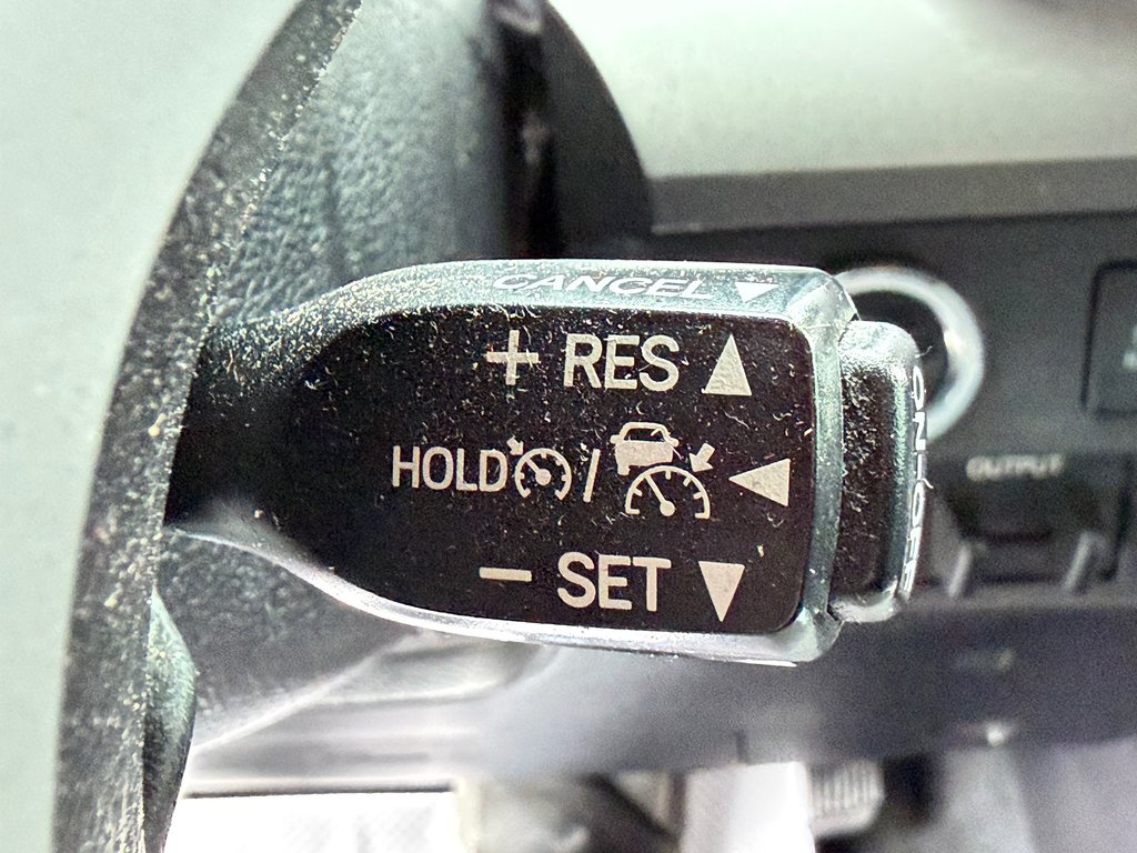 2021 Toyota Tundra D-CAB / 5.7 / TRD OFF ROAD / A QUI LA CHANCE ?? / in Thetford Mines, Quebec - 48 - w1024h768px