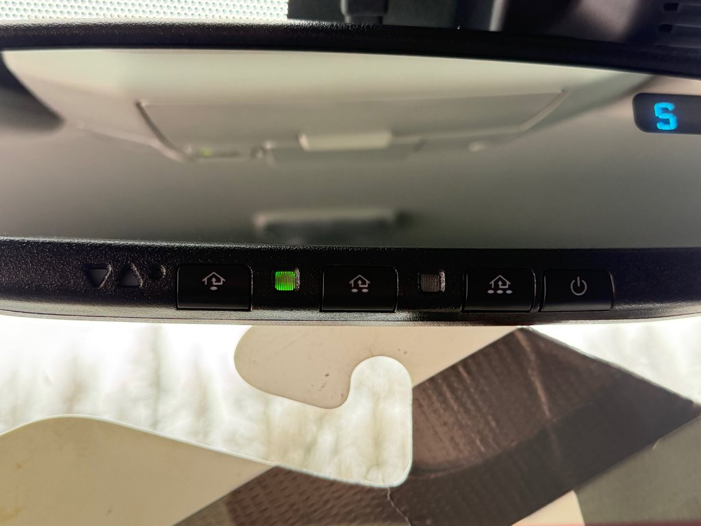 2021 Toyota Tundra D-CAB / 5.7 / TRD OFF ROAD / A QUI LA CHANCE ?? / in Thetford Mines, Quebec - 63 - w1024h768px