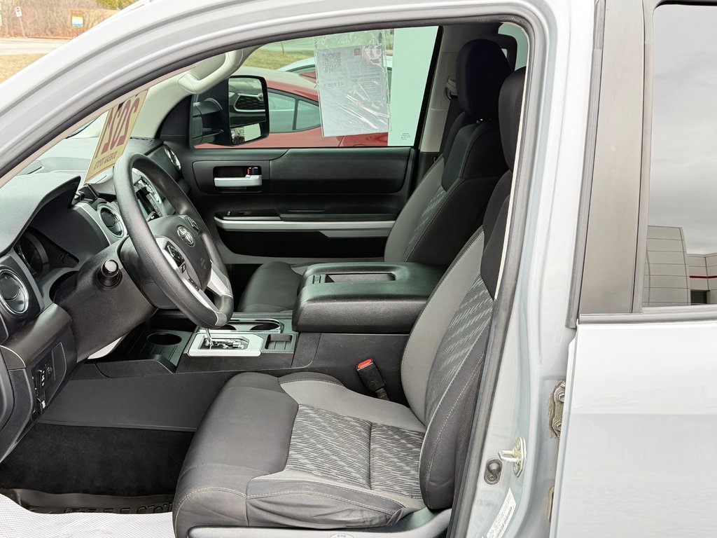 2021 Toyota Tundra D-CAB / 5.7 / TRD OFF ROAD / A QUI LA CHANCE ?? / in Thetford Mines, Quebec - 35 - w1024h768px