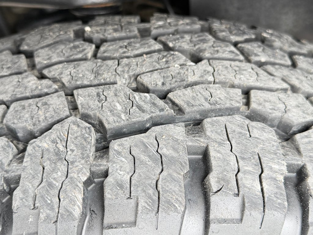 2021 Toyota Tundra D-CAB / 5.7 / TRD OFF ROAD / A QUI LA CHANCE ?? / in Thetford Mines, Quebec - 17 - w1024h768px