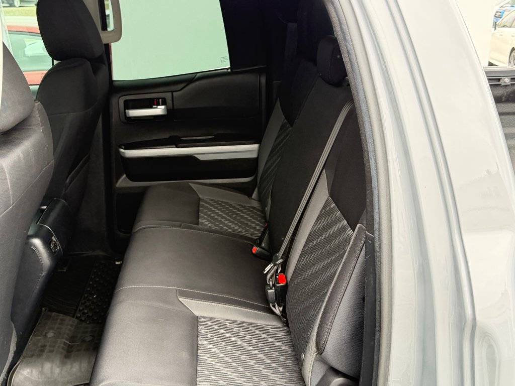 2021 Toyota Tundra D-CAB / 5.7 / TRD OFF ROAD / A QUI LA CHANCE ?? / in Thetford Mines, Quebec - 67 - w1024h768px