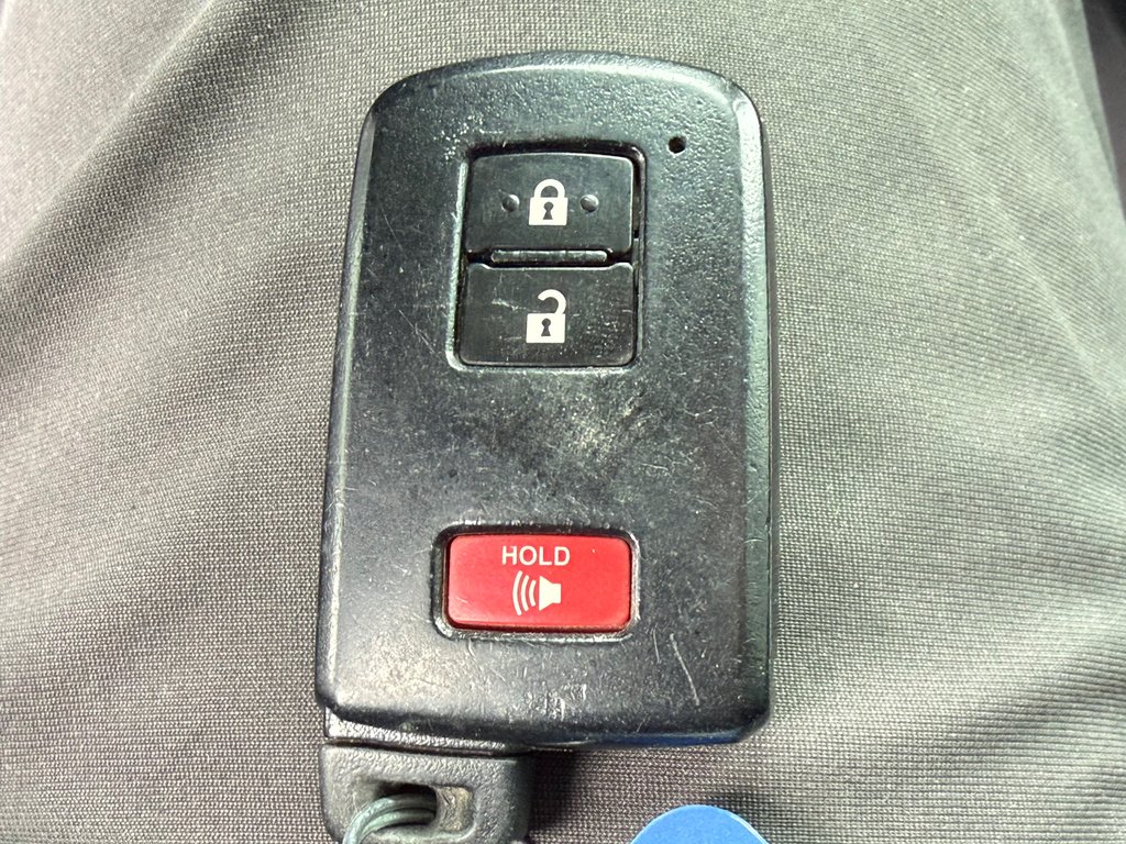 2021 Toyota Tundra D-CAB / 5.7 / TRD OFF ROAD / A QUI LA CHANCE ?? / in Thetford Mines, Quebec - 66 - w1024h768px