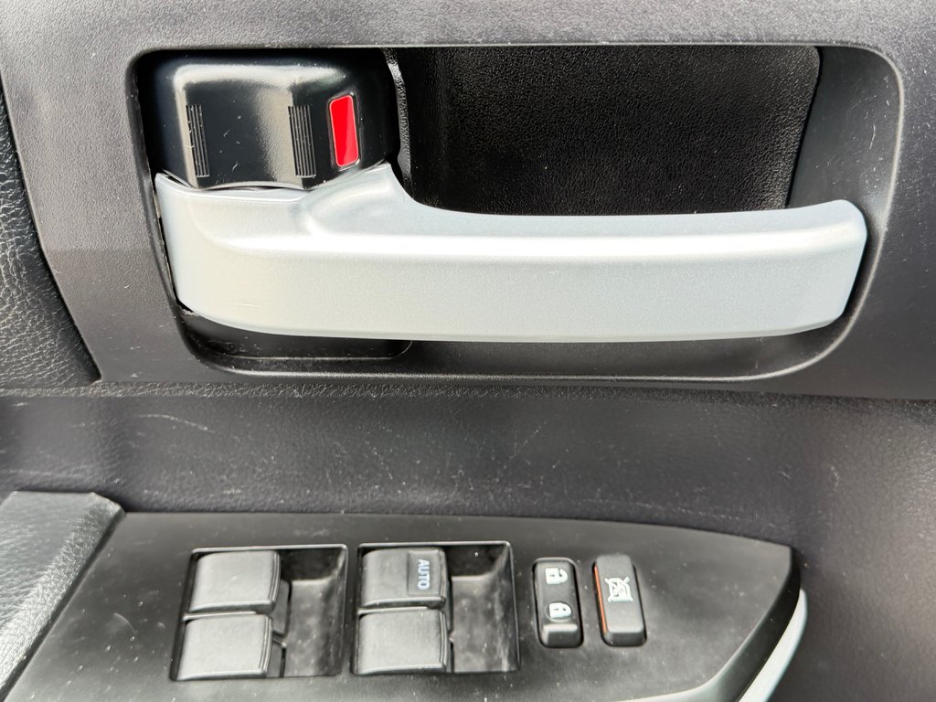 2021 Toyota Tundra D-CAB / 5.7 / TRD OFF ROAD / A QUI LA CHANCE ?? / in Thetford Mines, Quebec - 34 - w1024h768px