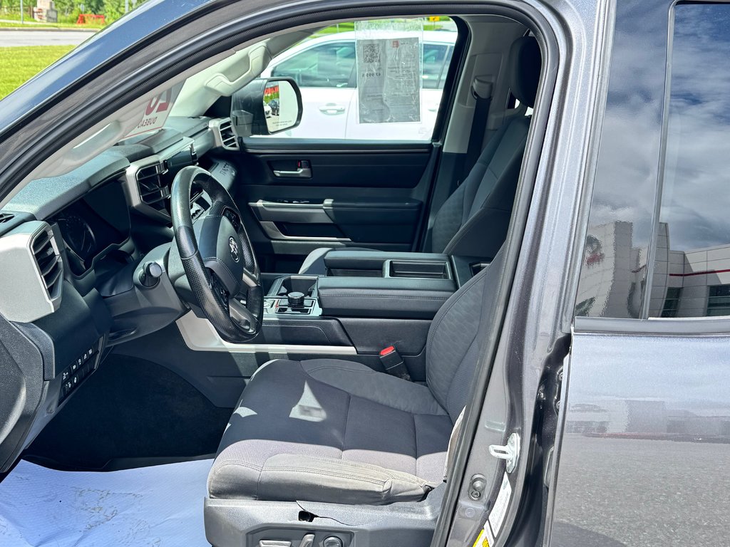 2022 Toyota Tundra SR5 4x4 / SR5 / INSPECTÉ / BOITE 6.5 PIEDS / WOW in Thetford Mines, Quebec - 26 - w1024h768px