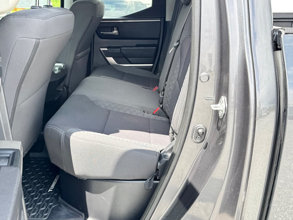 2022 Toyota Tundra SR5 4x4 / SR5 / INSPECTÉ / BOITE 6.5 PIEDS / WOW in Thetford Mines, Quebec - 49 - w1024h768px