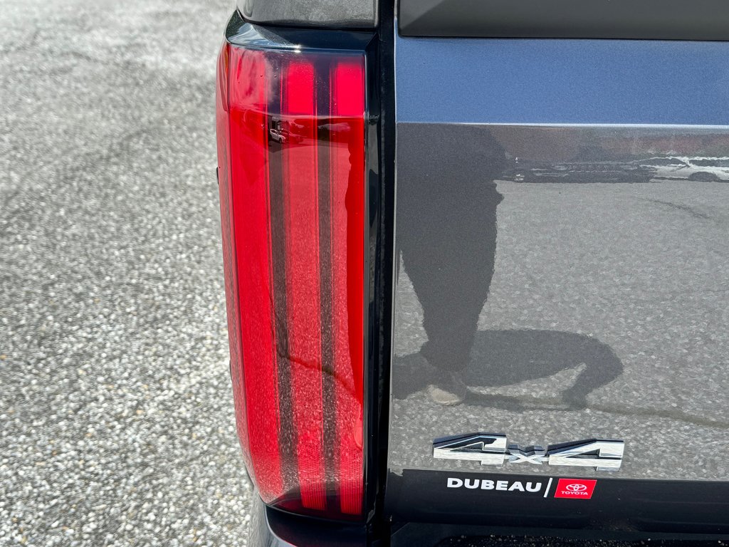 2022 Toyota Tundra SR5 4x4 / SR5 / INSPECTÉ / BOITE 6.5 PIEDS / WOW in Thetford Mines, Quebec - 20 - w1024h768px