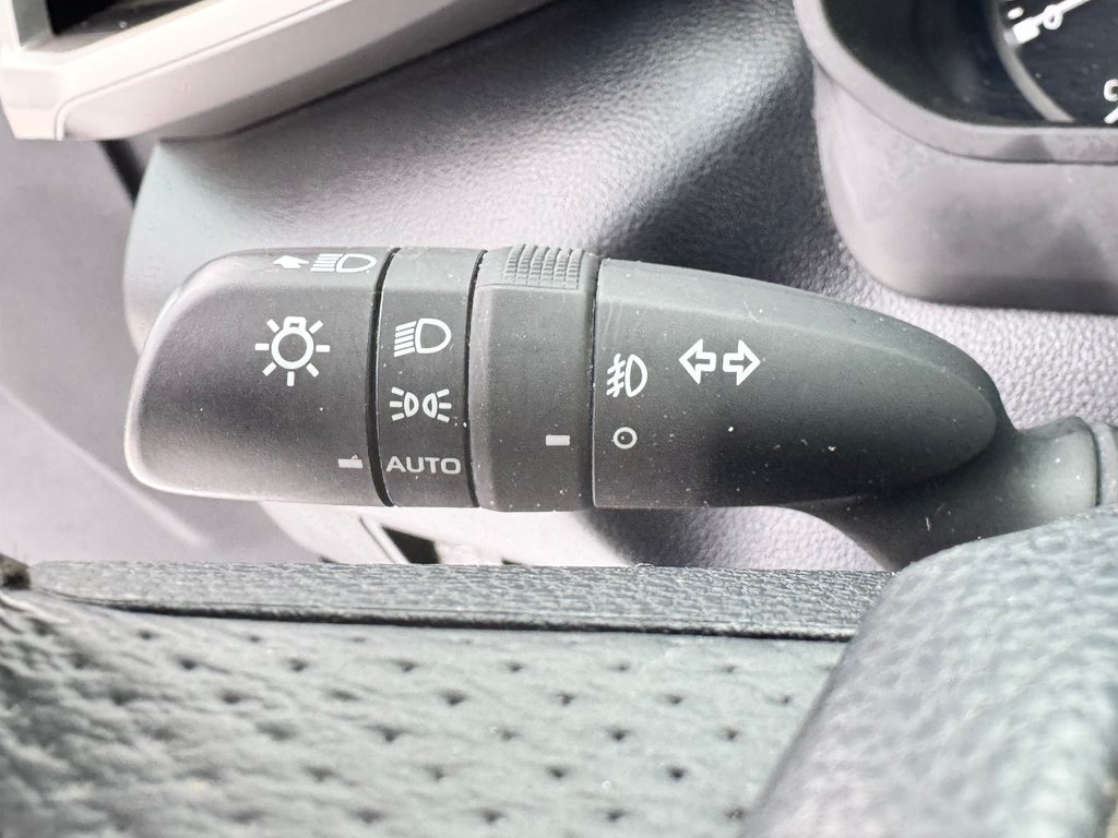 2022 Toyota Tundra SR5 4x4 / SR5 / INSPECTÉ / BOITE 6.5 PIEDS / WOW in Thetford Mines, Quebec - 33 - w1024h768px