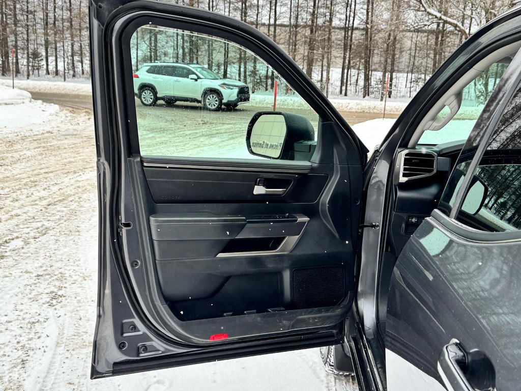 2022 Toyota Tundra SR5 4x4 / SR5 / INSPECTÉ / BOITE 6.5 PIEDS / WOW in Thetford Mines, Quebec - 25 - w1024h768px