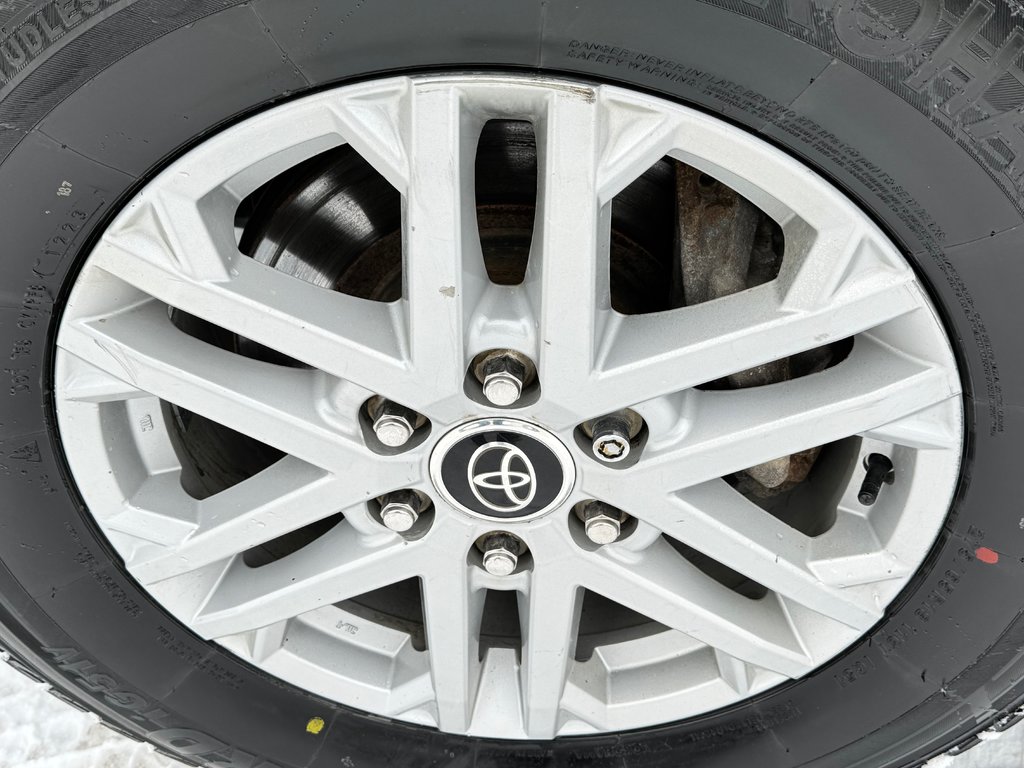 2022 Toyota Tundra SR5 4x4 / SR5 / INSPECTÉ / BOITE 6.5 PIEDS / WOW in Thetford Mines, Quebec - 15 - w1024h768px