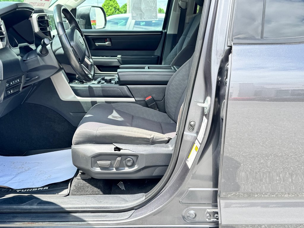 2022 Toyota Tundra SR5 4x4 / SR5 / INSPECTÉ / BOITE 6.5 PIEDS / WOW in Thetford Mines, Quebec - 27 - w1024h768px