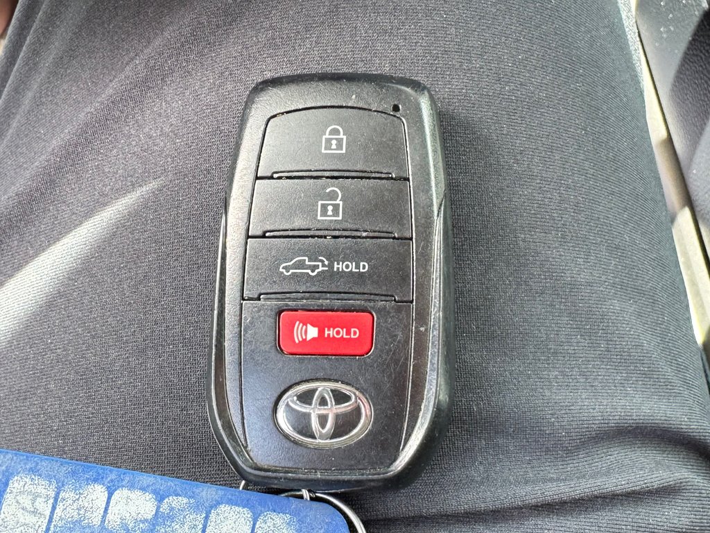 2022 Toyota Tundra SR5 4x4 / SR5 / INSPECTÉ / BOITE 6.5 PIEDS / WOW in Thetford Mines, Quebec - 47 - w1024h768px