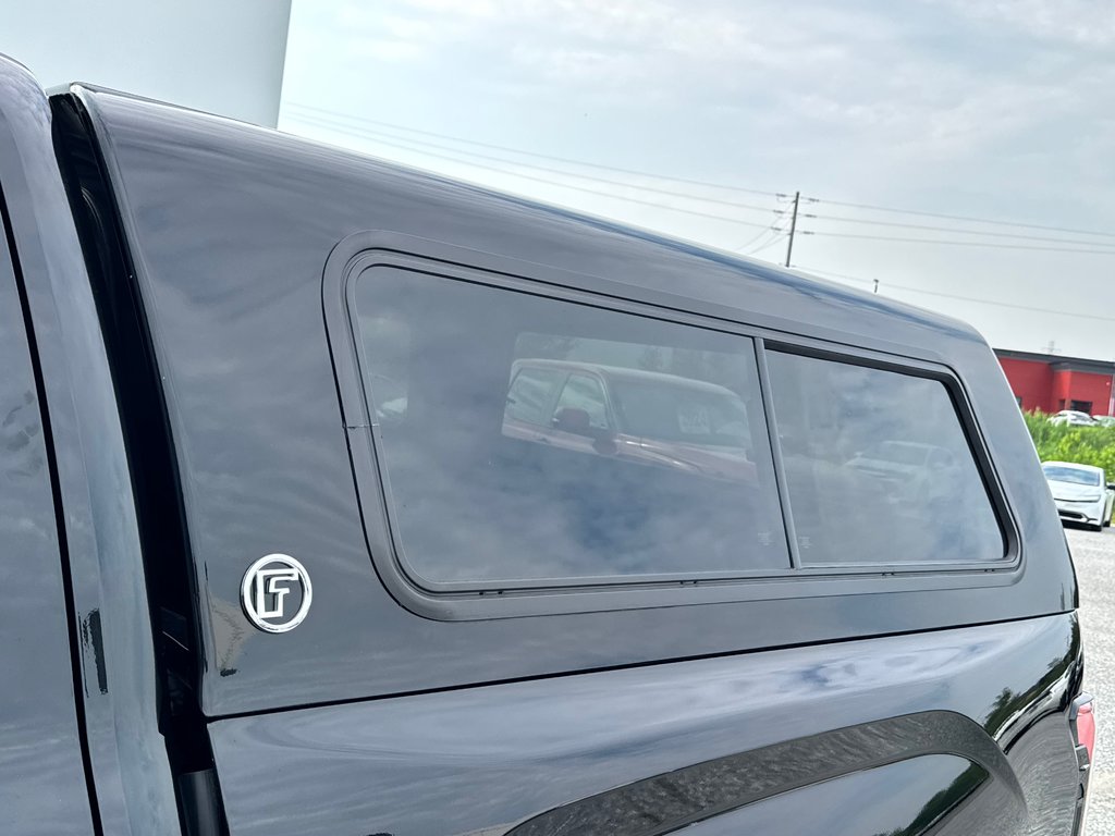 Toyota Tundra CAPSTONE HYBRID / LIFT KIT 3 / MAGS FUEL / BOITE DE FIBRE / PNEUS BF KO2 2022 à Thetford Mines, Québec - 85 - w1024h768px