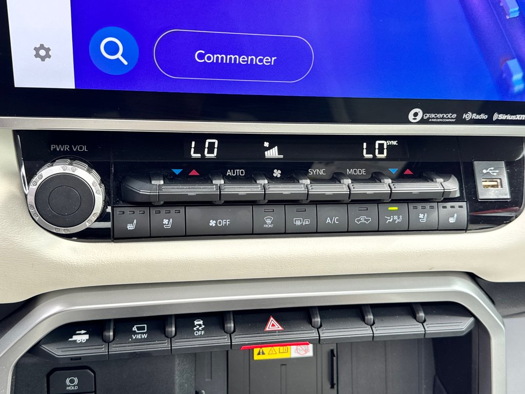 Toyota Tundra CAPSTONE HYBRID / LIFT KIT 3 / MAGS FUEL / BOITE DE FIBRE / PNEUS BF KO2 2022 à Thetford Mines, Québec - 51 - w1024h768px