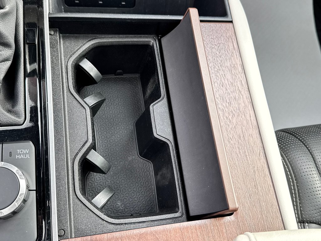 Toyota Tundra CAPSTONE HYBRID / LIFT KIT 3 / MAGS FUEL / BOITE DE FIBRE / PNEUS BF KO2 2022 à Thetford Mines, Québec - 59 - w1024h768px