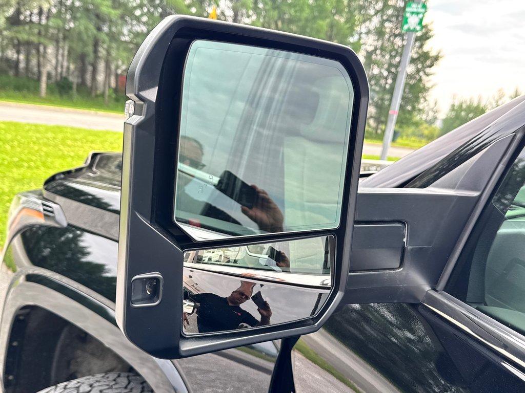 Toyota Tundra CAPSTONE HYBRID / LIFT KIT 3 / MAGS FUEL / BOITE DE FIBRE / PNEUS BF KO2 2022 à Thetford Mines, Québec - 32 - w1024h768px