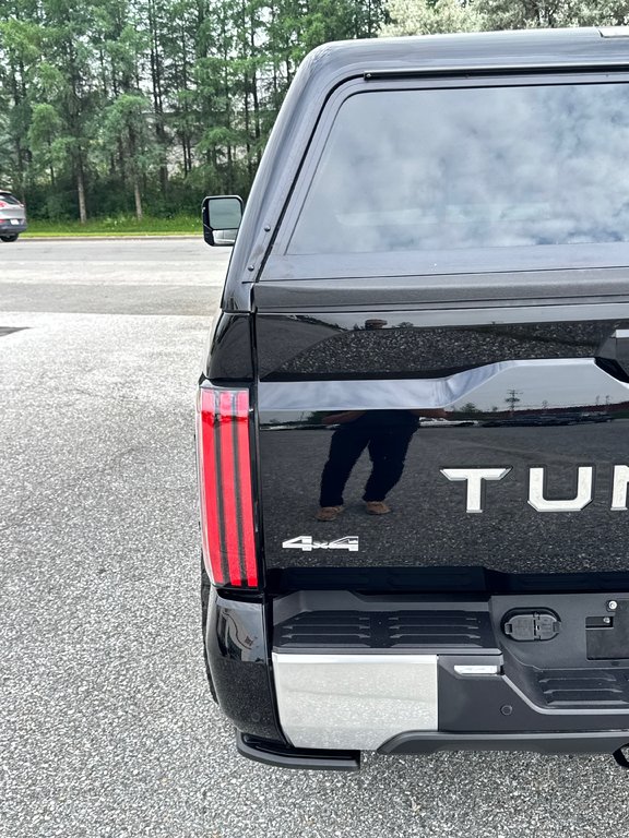 Toyota Tundra CAPSTONE HYBRID / LIFT KIT 3 / MAGS FUEL / BOITE DE FIBRE / PNEUS BF KO2 2022 à Thetford Mines, Québec - 24 - w1024h768px