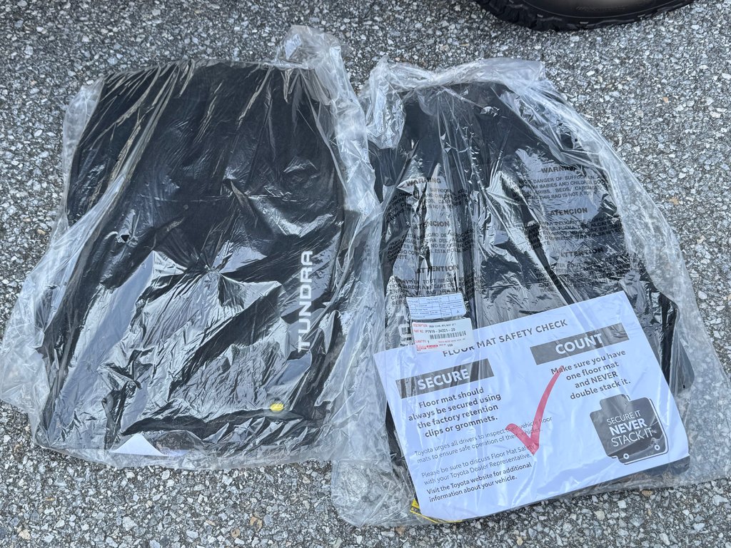 Toyota Tundra SR 2022 à Thetford Mines, Québec - 70 - w1024h768px