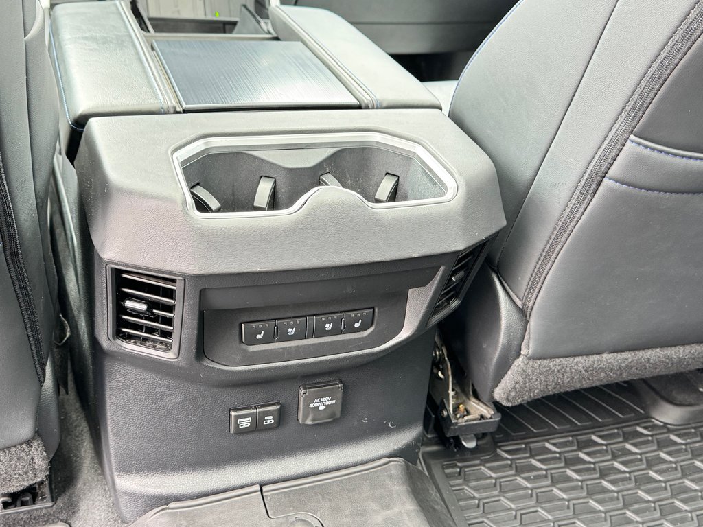 Toyota Tundra PLATINUM HYBRIDE / TOWING PACKAGE / LIFT KIT + PNEUS WRANGLER / ATTACHE SELETTE 2023 à Thetford Mines, Québec - 79 - w1024h768px