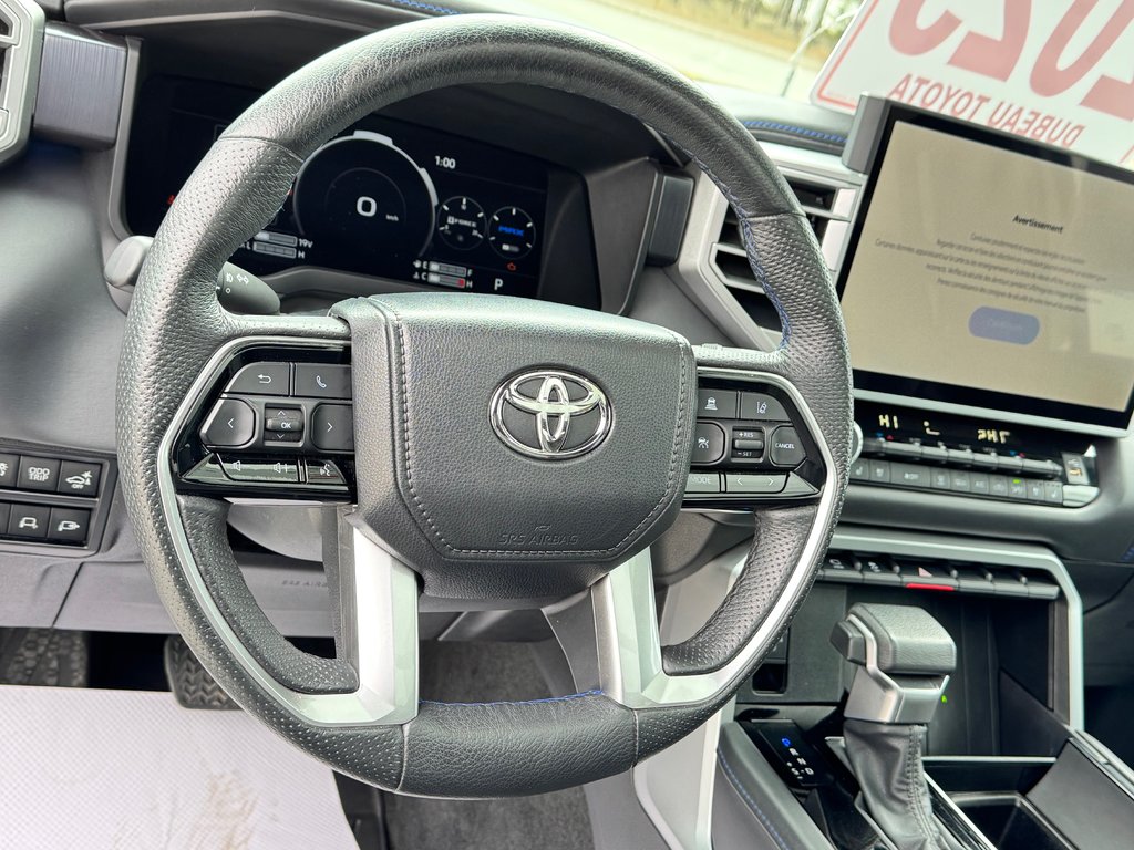 Toyota Tundra PLATINUM HYBRIDE / TOWING PACKAGE / LIFT KIT + PNEUS WRANGLER / ATTACHE SELETTE 2023 à Thetford Mines, Québec - 48 - w1024h768px