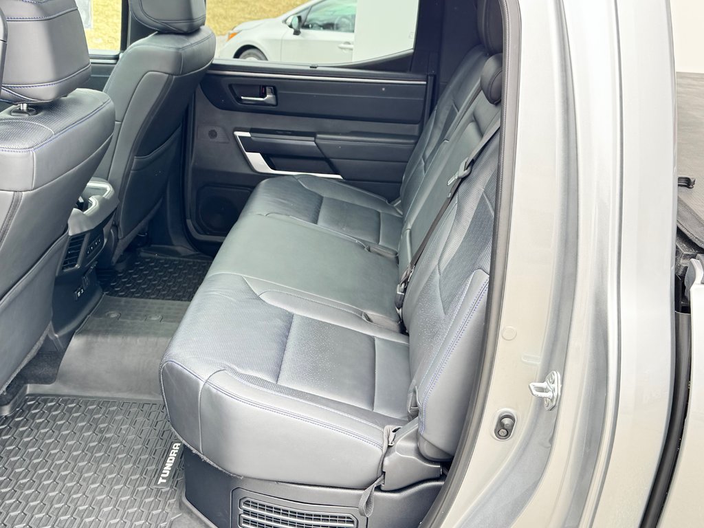 Toyota Tundra PLATINUM HYBRIDE / TOWING PACKAGE / LIFT KIT + PNEUS WRANGLER / ATTACHE SELETTE 2023 à Thetford Mines, Québec - 76 - w1024h768px