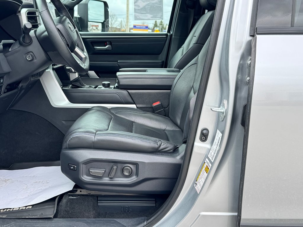 Toyota Tundra PLATINUM HYBRIDE / TOWING PACKAGE / LIFT KIT + PNEUS WRANGLER / ATTACHE SELETTE 2023 à Thetford Mines, Québec - 40 - w1024h768px