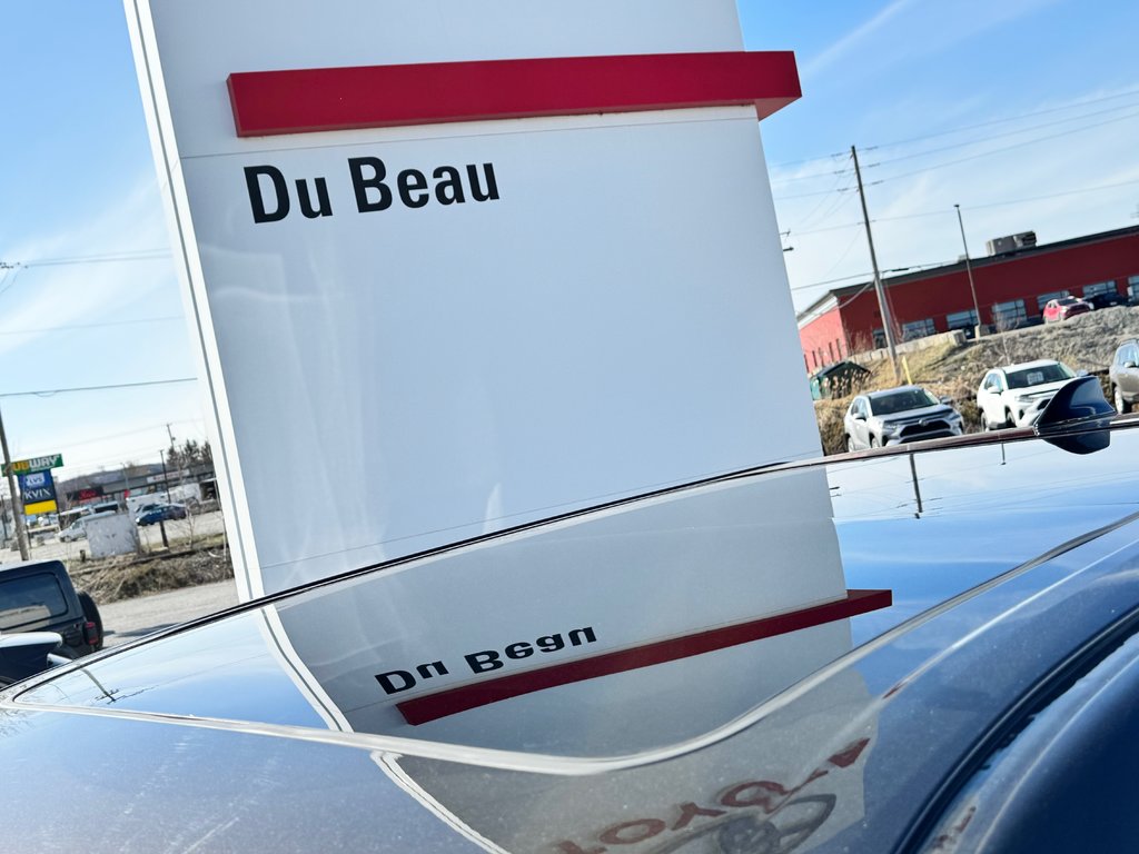 2023 Toyota Tundra PATINUM 1794 HYBRID / LIFT KIT / CHROME DELETE / PEA 200 000 km / SUSPENSION RENFORCI - BALLON / PNEUS NEUF KO3 in Thetford Mines, Quebec - 22 - w1024h768px