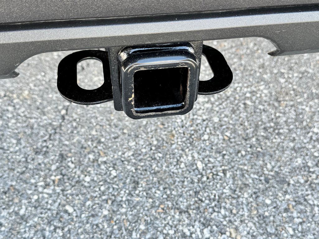 2023 Toyota Tundra PATINUM 1794 HYBRID / LIFT KIT / CHROME DELETE / PEA 200 000 km / SUSPENSION RENFORCI - BALLON / PNEUS NEUF KO3 in Thetford Mines, Quebec - 30 - w1024h768px