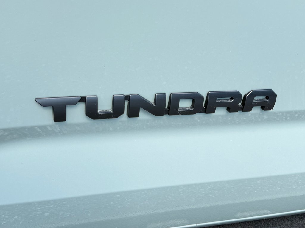 2023 Toyota Tundra TRD OFF ROAD / JAMAIS ACCIDENTE / IMPECCABLE / TOILE BOITE / EXHAUST TRD in Thetford Mines, Quebec - 19 - w1024h768px