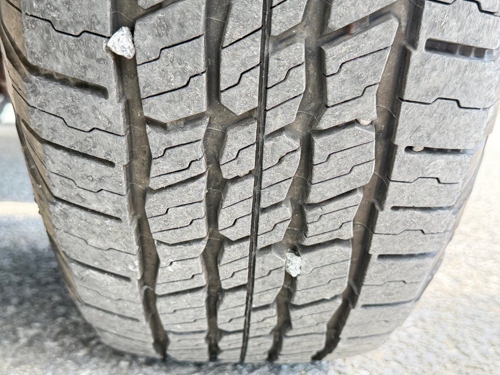 2023 Toyota Tundra TRD OFF ROAD / JAMAIS ACCIDENTE / IMPECCABLE / TOILE BOITE / EXHAUST TRD in Thetford Mines, Quebec - 17 - w1024h768px
