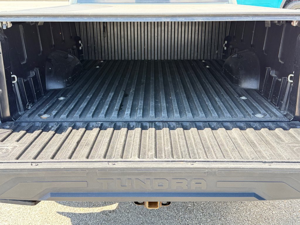 2023 Toyota Tundra TRD OFF ROAD / JAMAIS ACCIDENTE / IMPECCABLE / TOILE BOITE / EXHAUST TRD in Thetford Mines, Quebec - 65 - w1024h768px