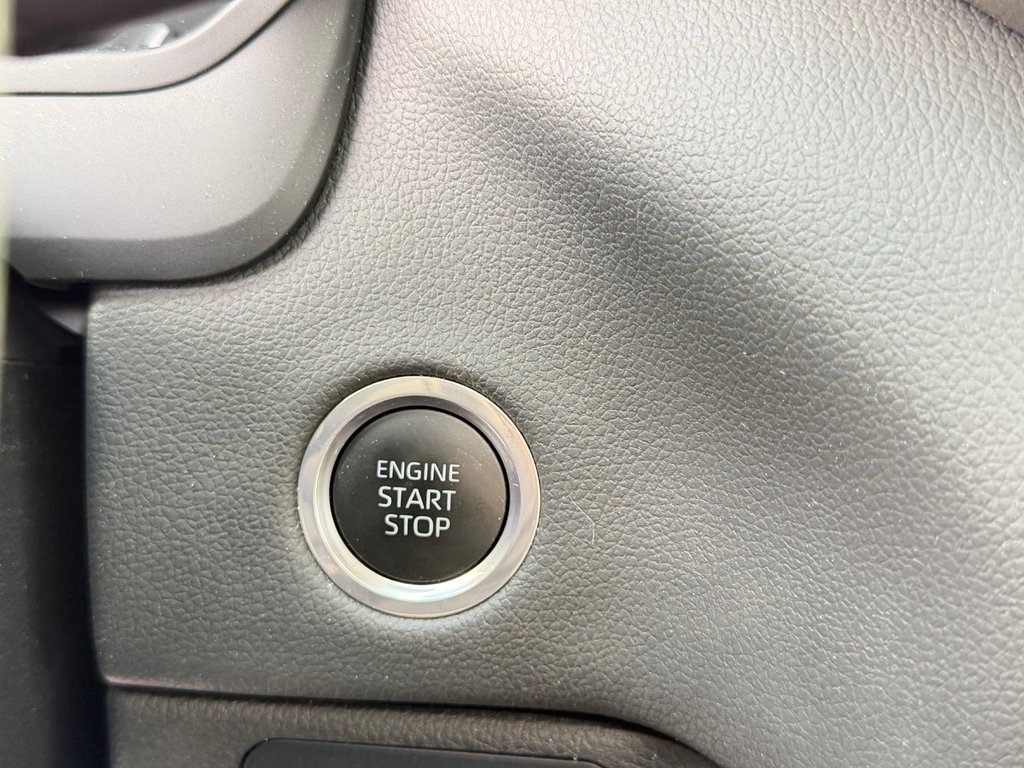 2023 Toyota Tundra LIMITED CREWMAX / PEA 28-08-27=100KM / in Thetford Mines, Quebec - 50 - w1024h768px