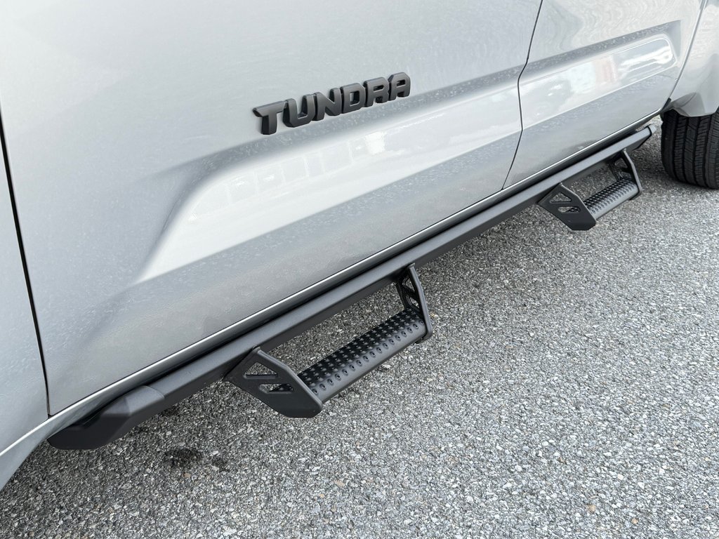 2023 Toyota Tundra LIMITED CREWMAX / PEA 28-08-27=100KM / in Thetford Mines, Quebec - 24 - w1024h768px