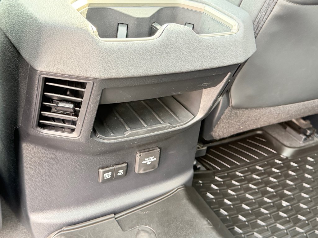 2023 Toyota Tundra LIMITED CREWMAX / PEA 28-08-27=100KM / in Thetford Mines, Quebec - 72 - w1024h768px