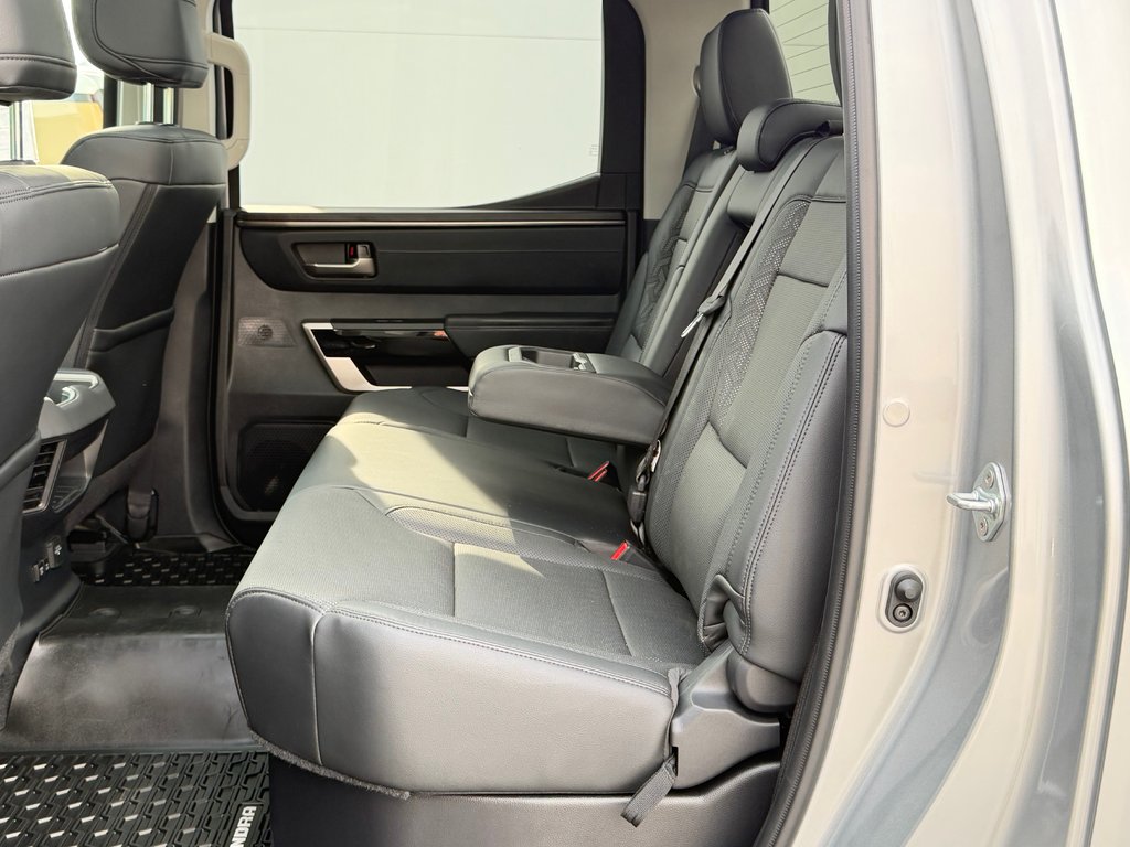 2023 Toyota Tundra LIMITED CREWMAX / PEA 28-08-27=100KM / in Thetford Mines, Quebec - 70 - w1024h768px