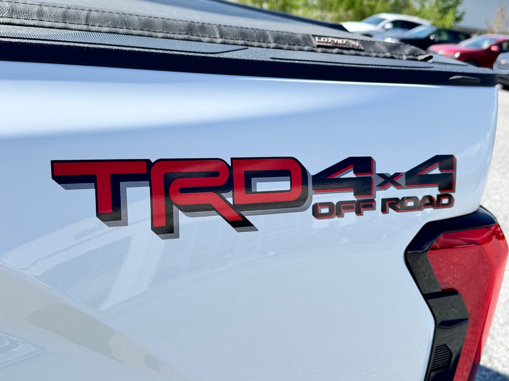 Toyota Tundra CREW MAX / TRD OFF ROAD / ÉTAT NEUF / EDITION SPECIAL / PEA PLATINE 2024 à Thetford Mines, Québec - 21 - w1024h768px