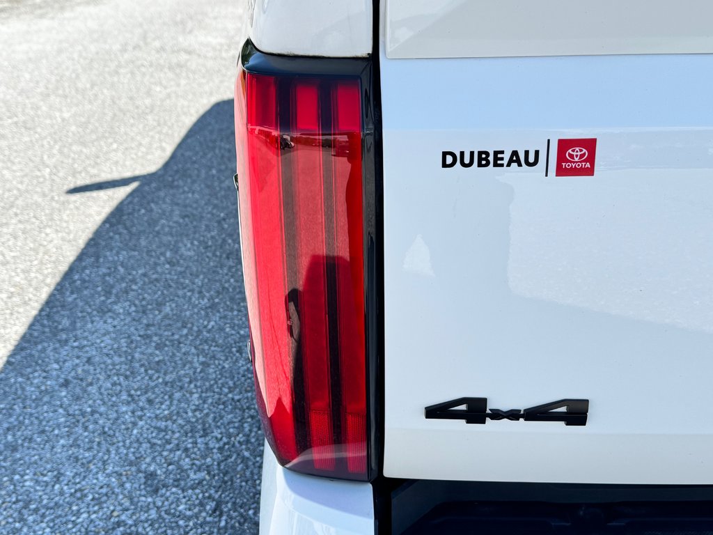 Toyota Tundra CREW MAX / TRD OFF ROAD / ÉTAT NEUF / EDITION SPECIAL / PEA PLATINE 2024 à Thetford Mines, Québec - 23 - w1024h768px