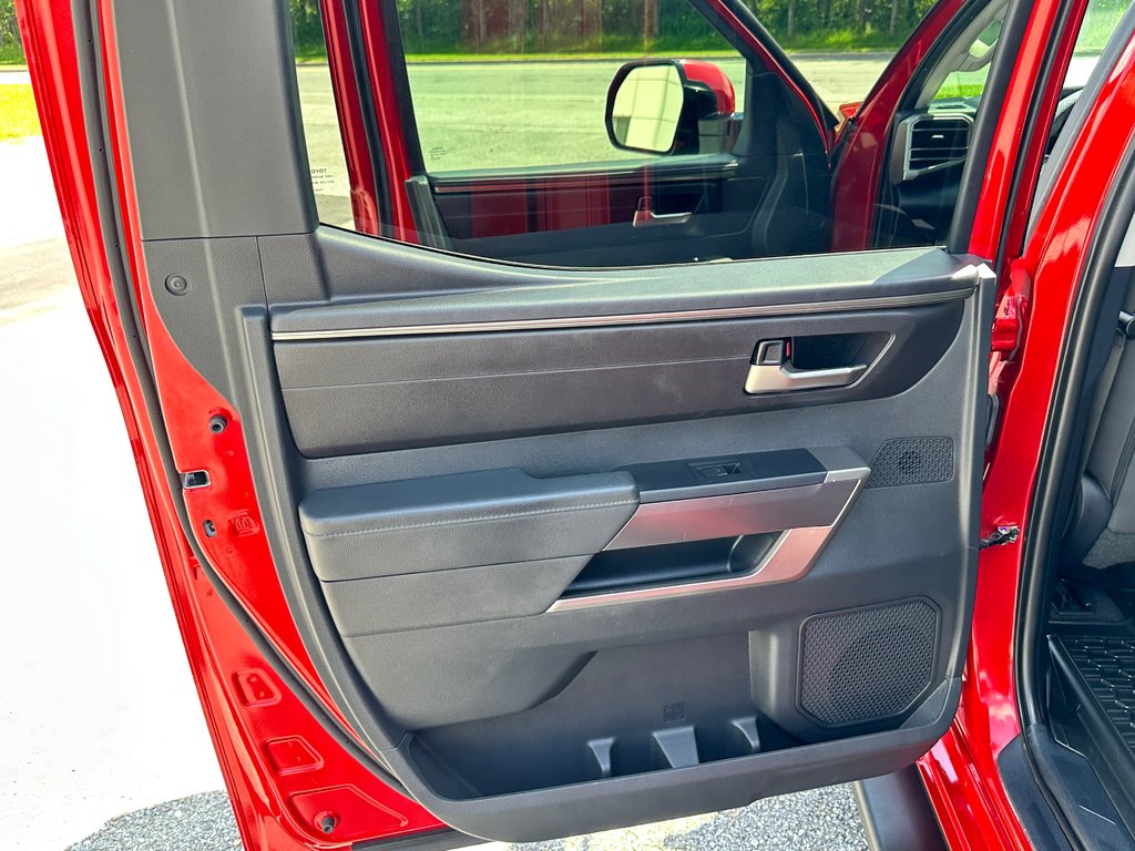2024 Toyota Tundra CREWMAX / TRD SPORT / IMPECCABLE / TOILE BOITE / MARCHE PIED TOYOTA in Thetford Mines, Quebec - 46 - w1024h768px