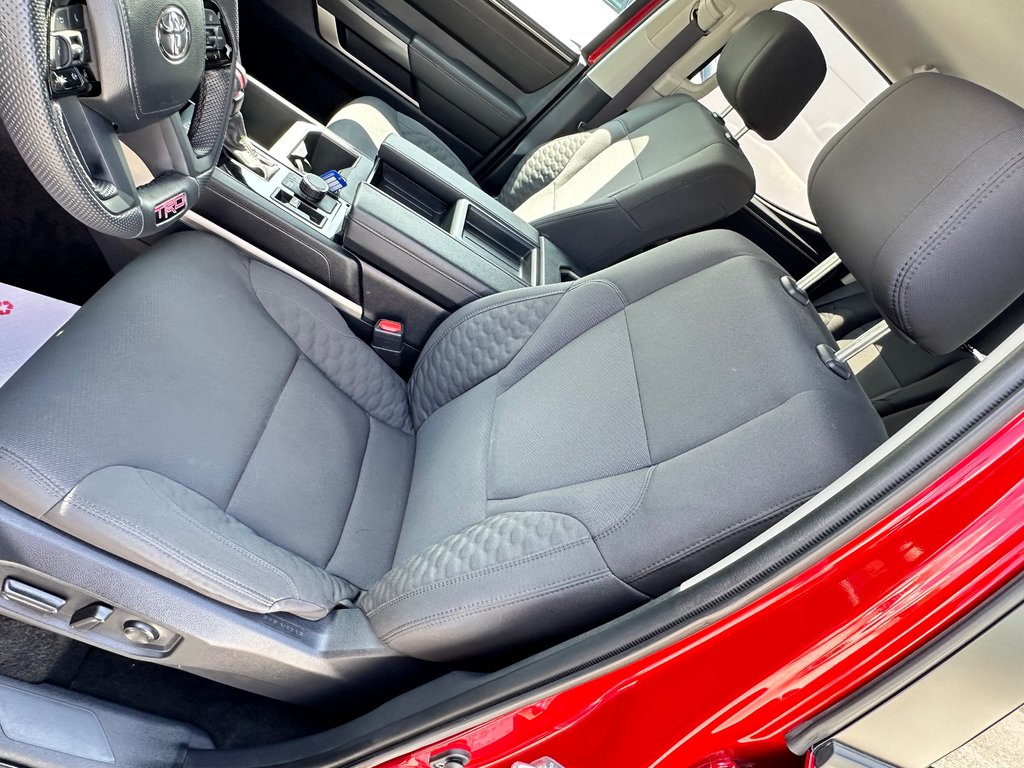 2024 Toyota Tundra CREWMAX / TRD SPORT / IMPECCABLE / TOILE BOITE / MARCHE PIED TOYOTA in Thetford Mines, Quebec - 34 - w1024h768px