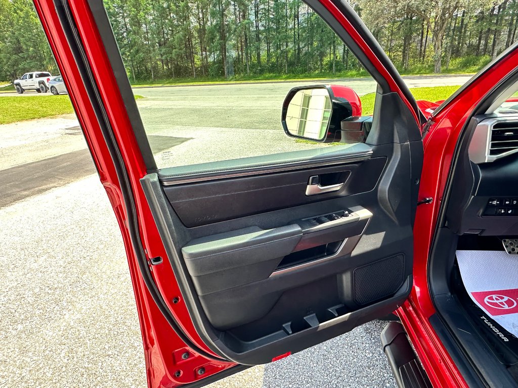 2024 Toyota Tundra CREWMAX / TRD SPORT / IMPECCABLE / TOILE BOITE / MARCHE PIED TOYOTA in Thetford Mines, Quebec - 52 - w1024h768px