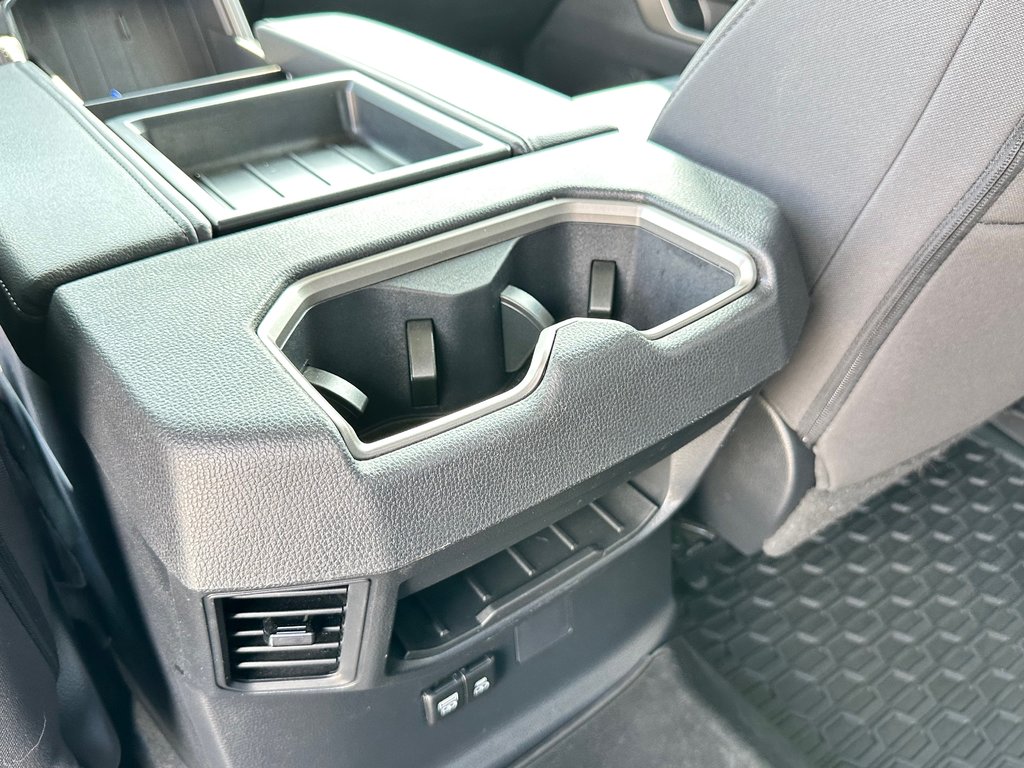 2024 Toyota Tundra CREWMAX / TRD SPORT / IMPECCABLE / TOILE BOITE / MARCHE PIED TOYOTA in Thetford Mines, Quebec - 51 - w1024h768px