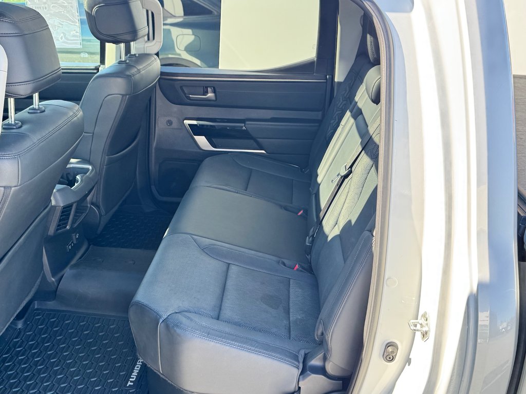 2024 Toyota Tundra LIMITED NIGHTSHADE / CREWMAX BOITE 6.5 PIEDS / TOILE DE BOITE / MARCHE-PIED in Thetford Mines, Quebec - 64 - w1024h768px