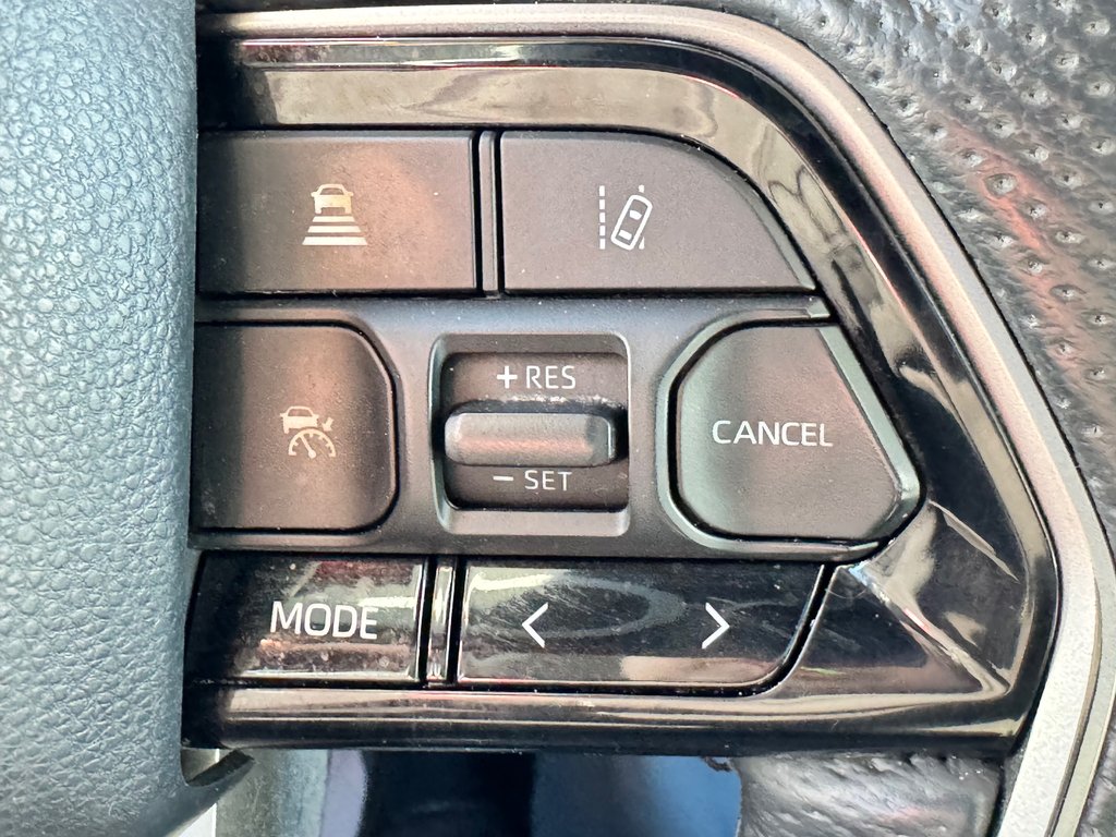 2024 Toyota Tundra LIMITED NIGHTSHADE / CREWMAX BOITE 6.5 PIEDS / TOILE DE BOITE / MARCHE-PIED in Thetford Mines, Quebec - 42 - w1024h768px