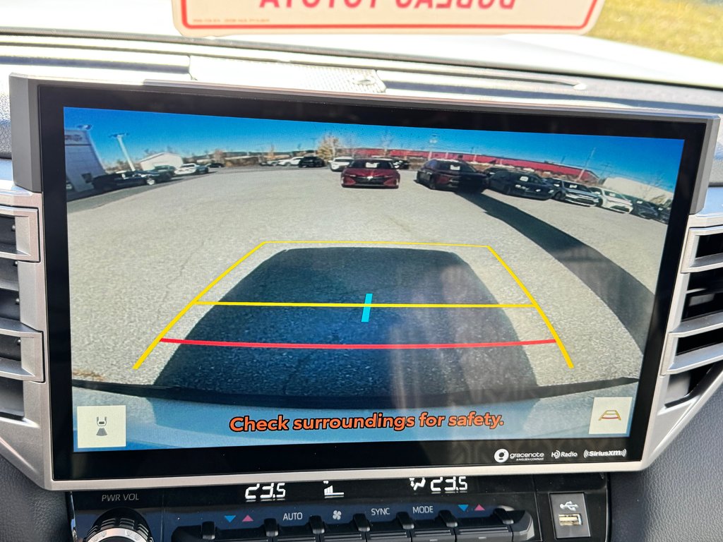 2024 Toyota Tundra LIMITED NIGHTSHADE / CREWMAX BOITE 6.5 PIEDS / TOILE DE BOITE / MARCHE-PIED in Thetford Mines, Quebec - 46 - w1024h768px